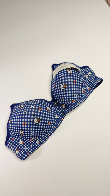 رنگ سرمه ای